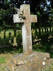 Grave of a Fairfax-Lucy