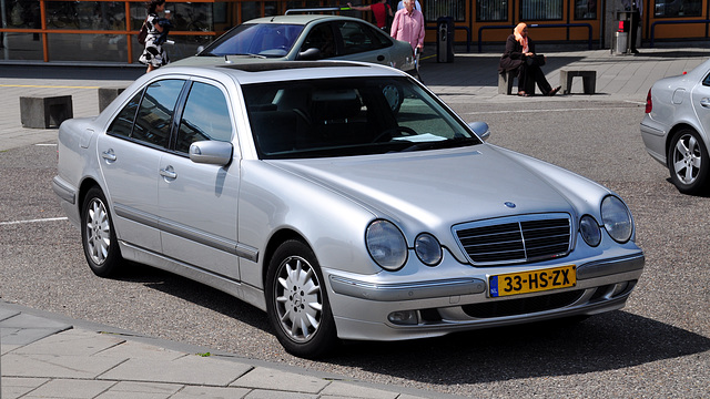 2001 Mercedes-Benz E 220 CDI