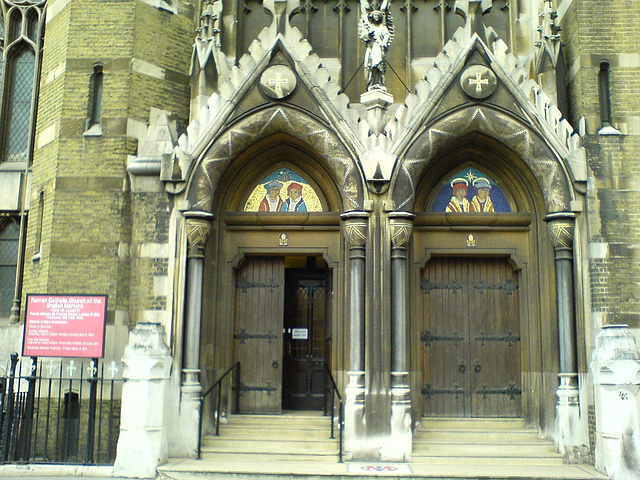 English Martyrs, Prescot Street E1