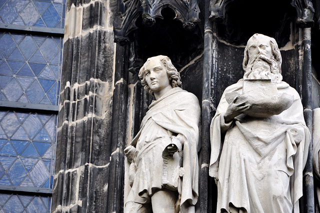 Aachen cathedral – Statues