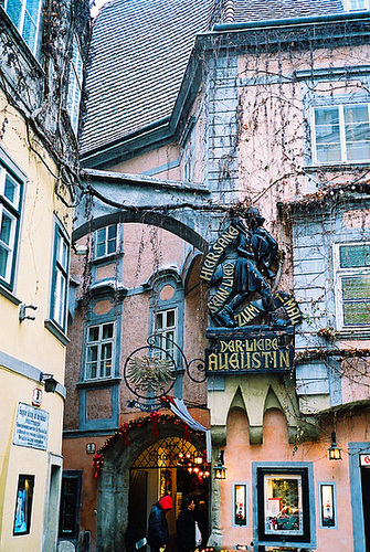Vienna Street Scene 1