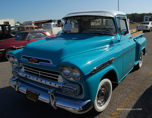 1959 Chevrolet Apache 1/2 ton