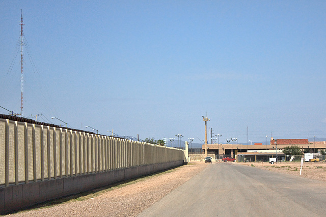 Border Fence & Douglas Port Of Entry
