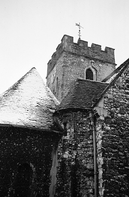 Guildford St Marys Church Snow 2 IID 3.5cm Elmar