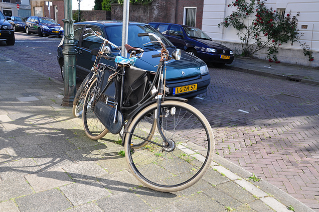 Old Juncker bicycle