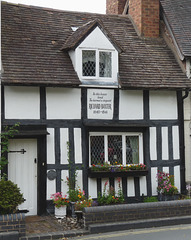 'In this house lived the learned and eloquent RICHARD BAXTER 1640-1641'