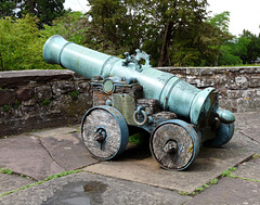 Berkeley Castle Cannon