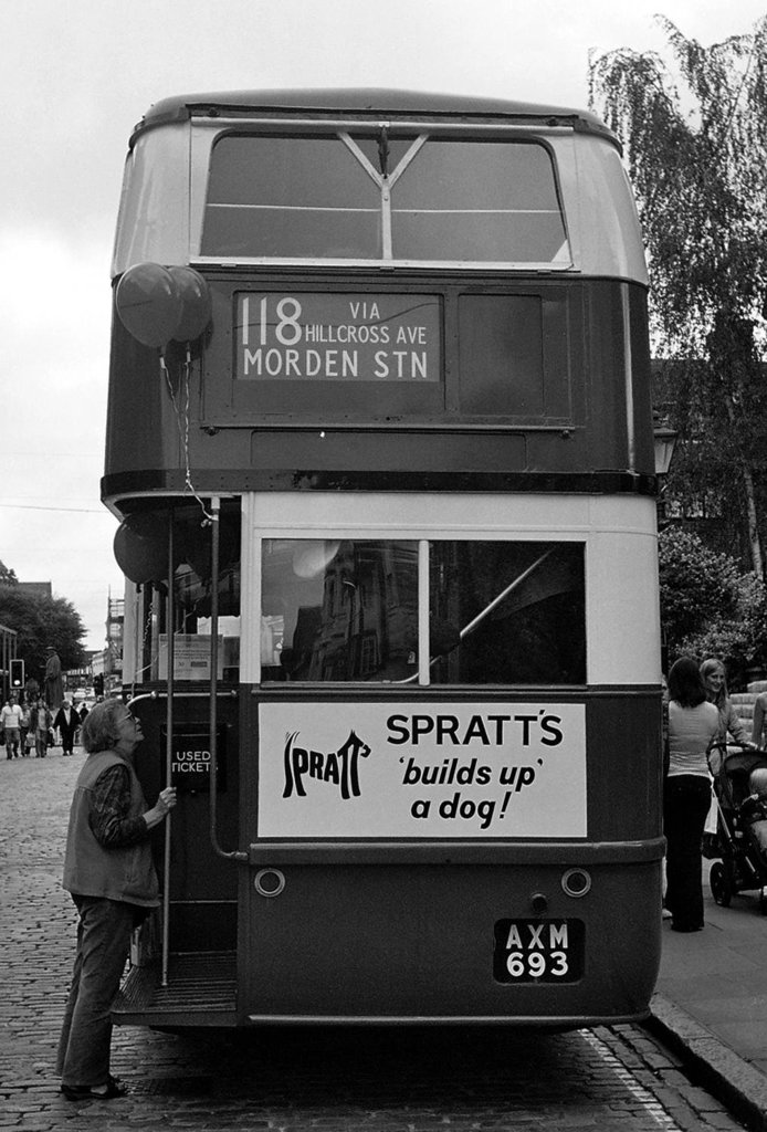 Guildford High Street Bus 1