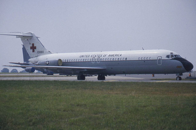 Douglas C-9A Nightingale 71-0880 (USAF)