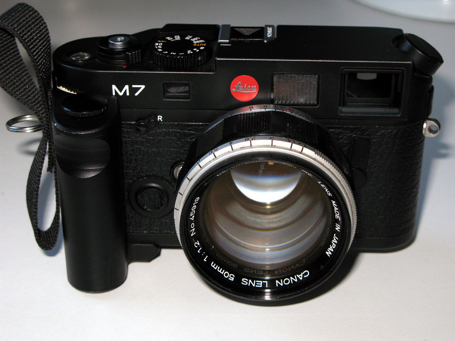 Leica M7 0.85 Canon 50 1.2 Rapidgrip Sling