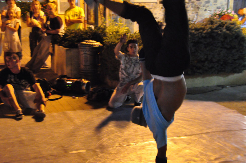 Holiday 2009 – Hip Hop Dancing in Chorges, France