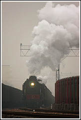Coal empties leaving Baofeng