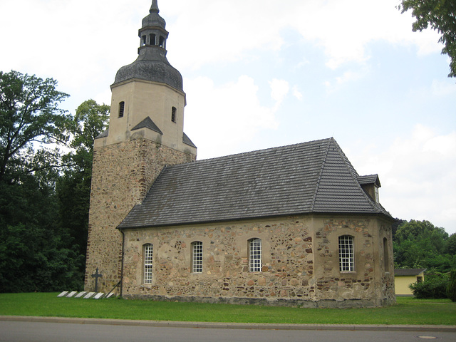 Kirche in Krossen - Dahmeradweg