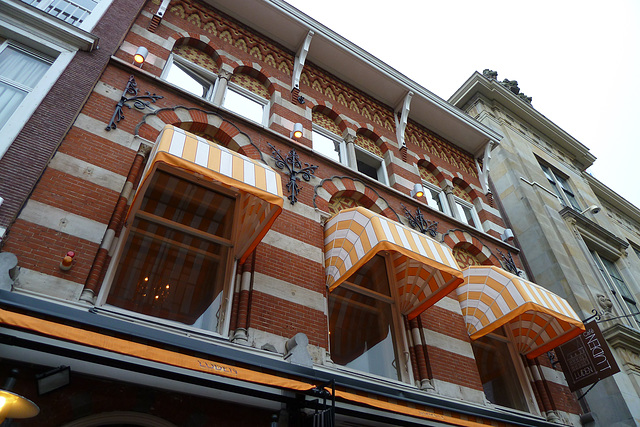 Building on the Plein in The Hague