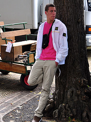 Paardenmarkt Voorschoten 2012 – Waiting