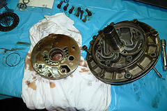 Oil pump gasket repair on a Mercedes-Benz 722.3 automatic transmission