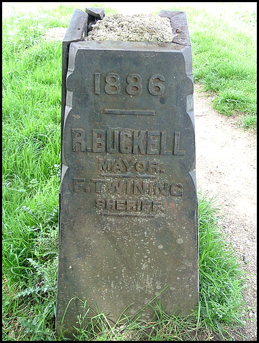 Oxford boundary stone