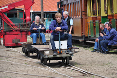 Stoom- en dieseldagen 2012 – Waiting in line