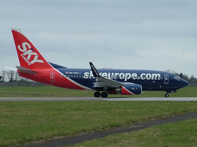 OM-NGA B737-76N Skyeurope