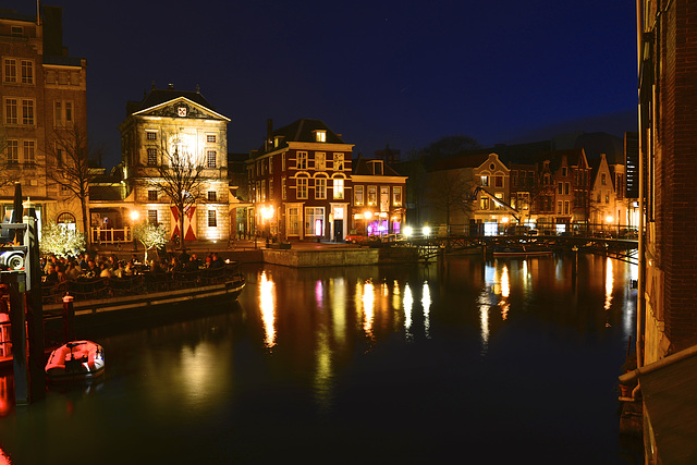 Night view of Leiden