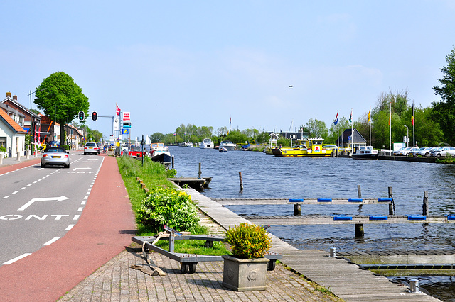 Ferry between Buitenkaag and Kaag