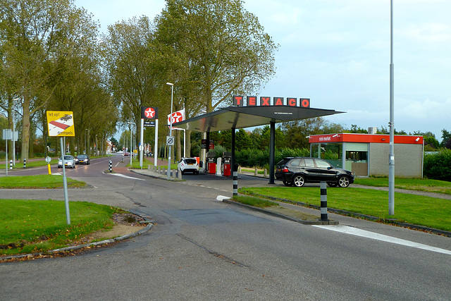 Texaco petrol station