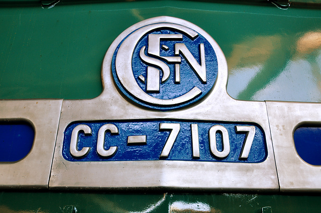 Holiday 2009 – SNCF CC-7107 engine