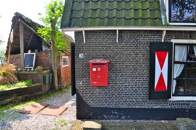 Old postbox still in use