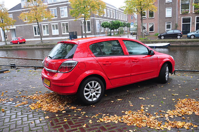 Red Opel Astra