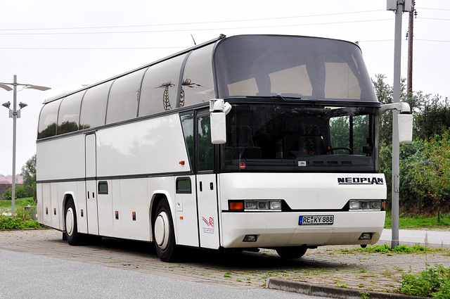 Neoplan bus