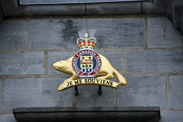 The badge of the Royal 22e Régiment