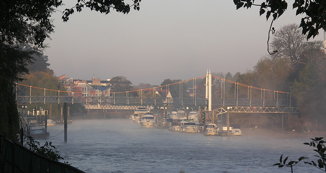 Teddington footbridge