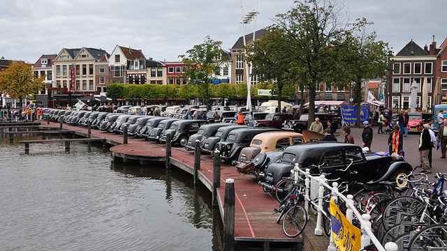 Citroëns Traction Avant in Leiden