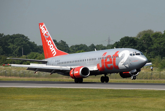 G-CELS B737-300 Jet 2