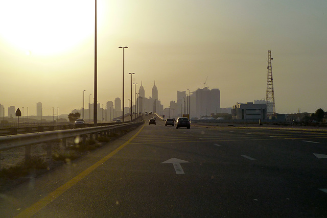 Dubai 2012 – Driving on nr. 61 road