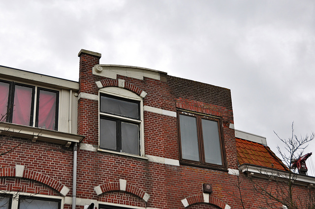 Easy gable repair in the Sophiastraat in Leiden