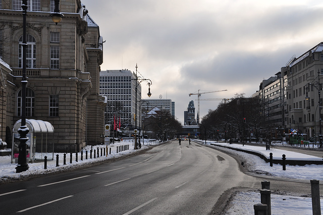 Berlin – Hardenbergstraße with the Gedächtniskirche in the background