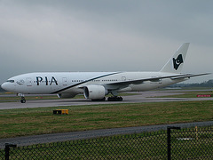 AP-BGL B777-240ER Pakistan International
