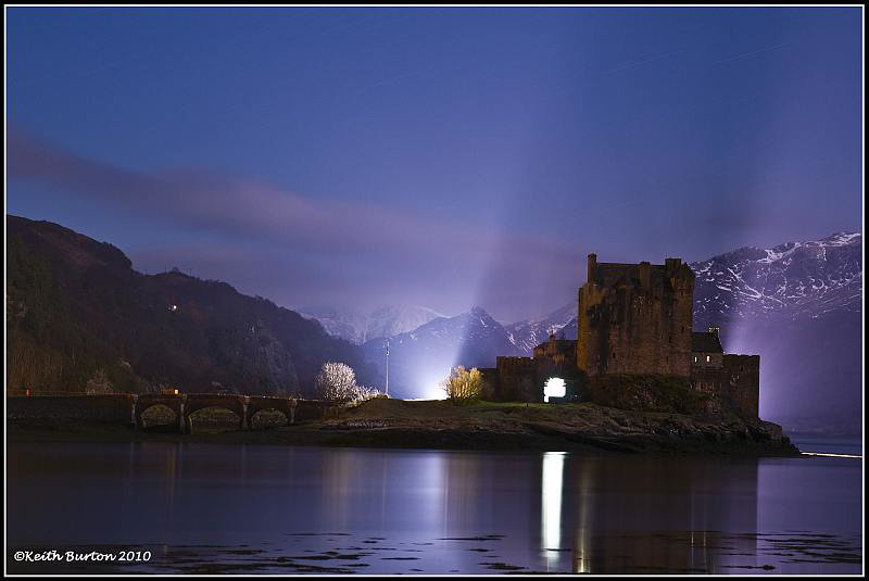 Eilean Donan Castle at night