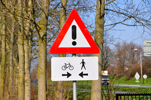 Warning: meeting of bikes and pedestrians