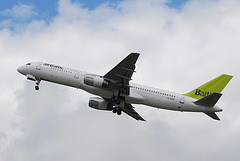 YL-BDB B757-256 Air Baltic