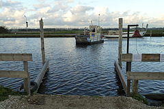 Ferry cross the Ringvaart