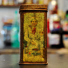 Old tin of Bensdorp Cacao