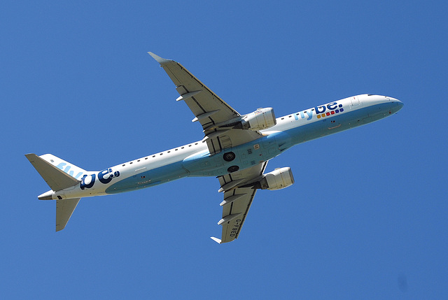 G-FBED EMB-195 FlyBE