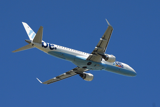 G-FBED EMB-195 FlyBE