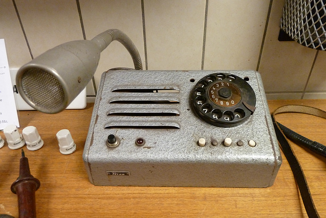 Hoogovens museum – Communication device