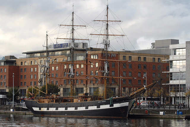 Custom House Quay, Dublin