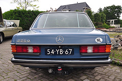 1976 Mercedes-Benz 220D