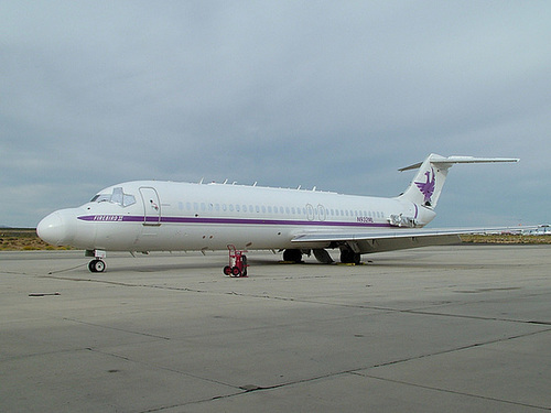 N932ML DC-9-31 US Navy