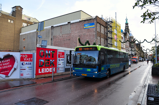 Connexxion bus in the Breestraat